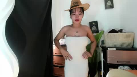 M I A online show from 07-22-26, 12:02