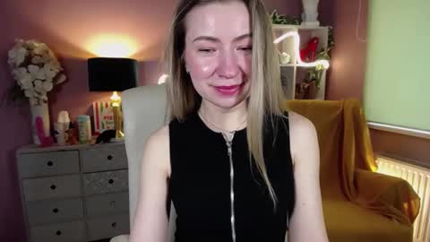 Mia online show from 02-09-25, 11:14