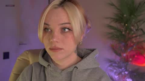 Snapshot of mia_milagros chatting on 03-29-26, 03:06 mia_milagros online show from 03-29-26, 03:06