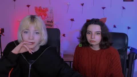 Snapshot of mia_mooon_ chatting on 04-12-26, 08:52 mia_mooon_ online show from 04-12-26, 08:52