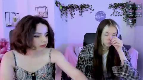mia_mooon_ online show from 06-27-26, 08:19