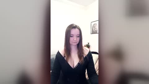 Mia online show from 07-16-26, 08:20