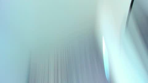 Mia online show from 02-17-26, 12:34