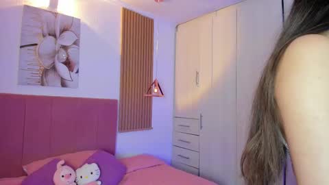 Mia Nevaeh - follow me online show from 09-16-25, 08:21