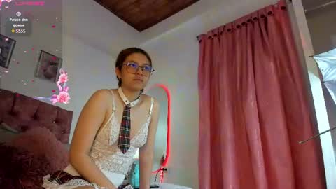 mia_nova5 online show from 07-08-26, 12:20