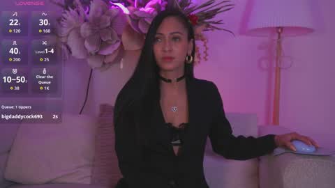 Mia online show from 04-01-26, 11:55