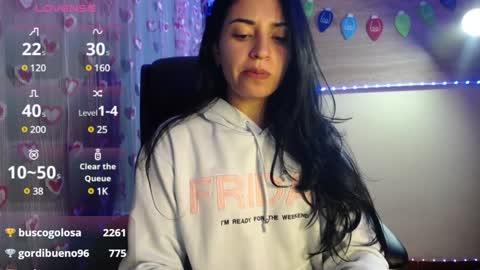 Snapshot of mia_petitebaby chatting on 12-17-24, 12:34  Ma  online show from 12-17-24, 12:34