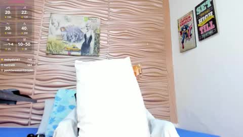 Snapshot of mia_pineda chatting on 01-13-26, 10:48 Mariana online show from 01-13-26, 10:48