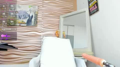 Snapshot of mia_pineda chatting on 02-06-26, 09:18 Mariana online show from 02-06-26, 09:18