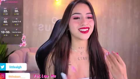 Snapshot of mia_ponce_a chatting on 11-05-25, 07:58 MIA online show from 11-05-25, 07:58
