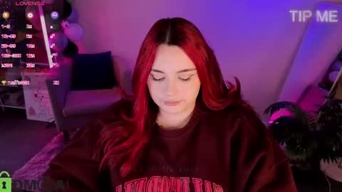 Mia online show from 07-23-26, 01:19