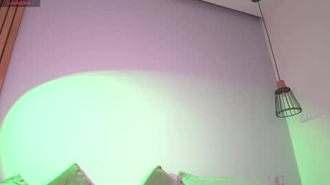 Mia Reeves online show from 05-30-26, 06:38