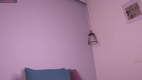 Mia Reeves online show from 07-02-26, 06:47