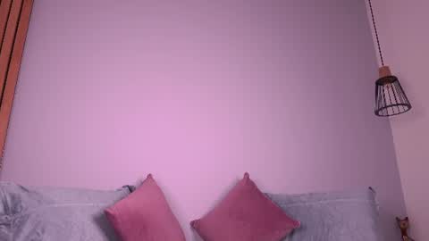 Mia Reeves online show from 07-07-26, 01:37