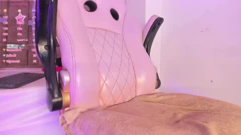 mia_royal online show from 06-06-26, 06:34