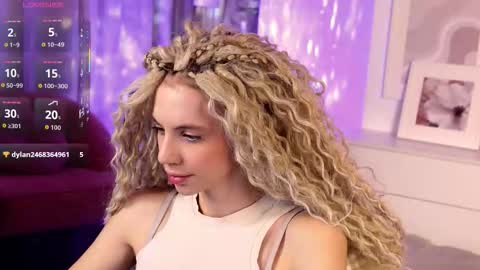 Mia online show from 12-20-25, 06:20