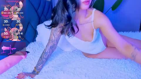 Mia online show from 04-24-26, 05:59