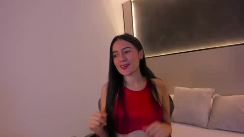 Snapshot of mia_slora chatting on 01-17-26, 11:59 M I A online show from 01-17-26, 11:59