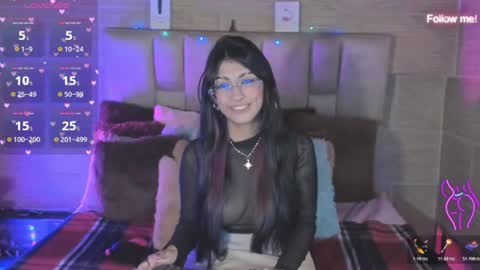 Snapshot of mia_smoke_ chatting on 06-25-26, 12:54 Mia online show from 06-25-26, 12:54