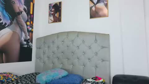 Snapshot of mia_thompson_0 chatting on 07-21-26, 12:18 mia_thompson_0 online show from 07-21-26, 12:18
