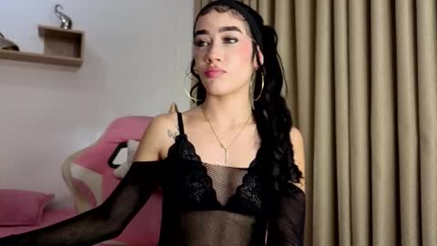 Snapshot of mia_velveet chatting on 03-16-26, 08:13 mia_velveet online show from 03-16-26, 08:13