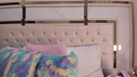 mia_vy online show from 01-17-26, 07:39