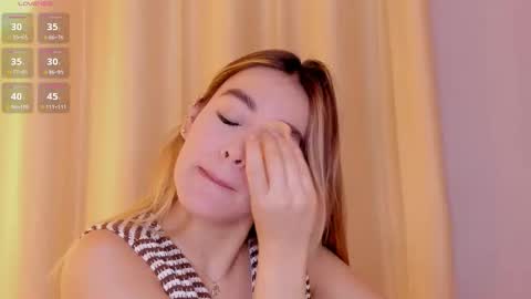 Mia White  online show from 02-16-26, 01:07