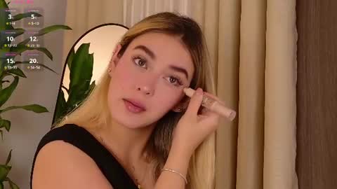 Snapshot of mia_white11 chatting on 07-16-26, 01:28 Mia White online show from 07-16-26, 01:28
