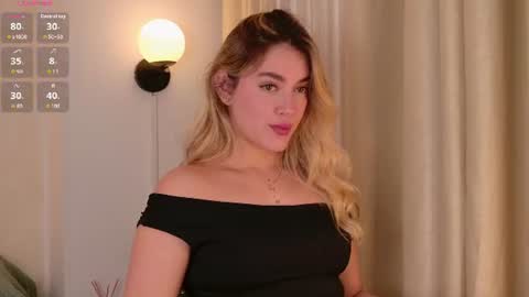 Snapshot of mia_white11 chatting on 07-31-26, 02:49 Mia White online show from 07-31-26, 02:49