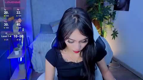 Snapshot of miaa_lee777 chatting on 06-11-26, 09:35 miaa_lee777 online show from 06-11-26, 09:35