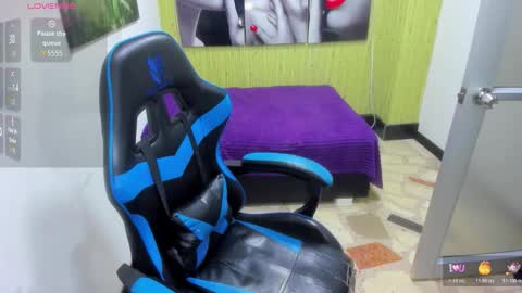 Snapshot of miaa_scott chatting on 11-29-25, 03:48 online show from 11-29-25, 03:48