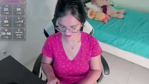 Maria Fernanda online show from 11-12-25, 03:07