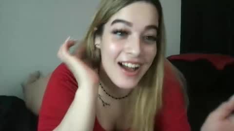 Snapshot of miaaasturbate chatting on 02-16-26, 02:02 Mia Moji online show from 02-16-26, 02:02