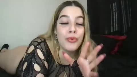 Snapshot of miaaasturbate chatting on 03-13-26, 01:07 Mia Moji online show from 03-13-26, 01:07