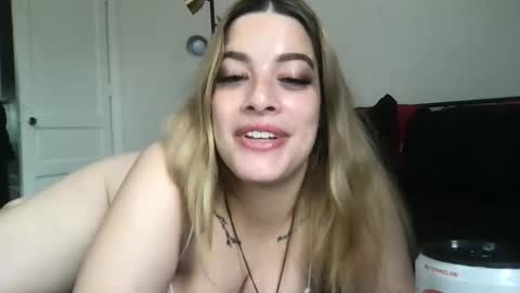 Snapshot of miaaasturbate chatting on 05-26-26, 12:56 Mia Moji online show from 05-26-26, 12:56