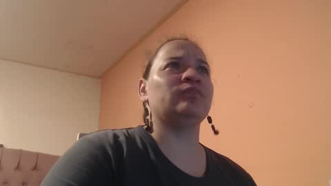 Snapshot of miaabrownn chatting on 02-18-25, 07:19 MIA online show from 02-18-25, 07:19