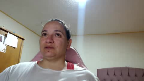 Snapshot of miaabrownn chatting on 09-25-25, 06:22 MIA online show from 09-25-25, 06:22