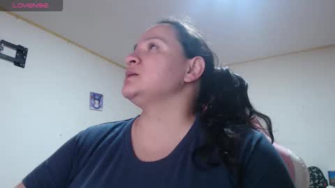 Snapshot of miaabrownn chatting on 01-12-26, 12:38 MIA online show from 01-12-26, 12:38