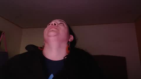 Snapshot of miaabrownn chatting on 02-11-26, 03:22 MIA online show from 02-11-26, 03:22