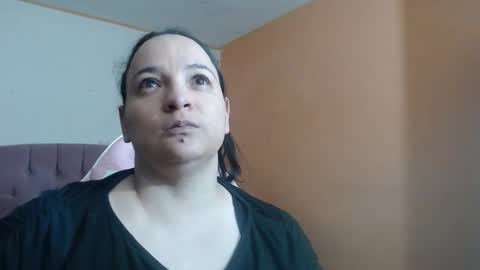 Snapshot of miaabrownn chatting on 03-02-26, 06:48 MIA online show from 03-02-26, 06:48