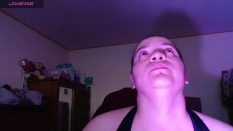 Snapshot of miaabrownn chatting on 06-17-26, 02:51 MIA online show from 06-17-26, 02:51