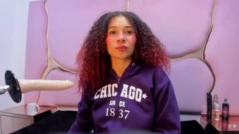 miaacarterss online show from 06-30-26, 04:19