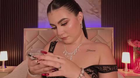 Miaa Farrel online show from 04-23-26, 06:21