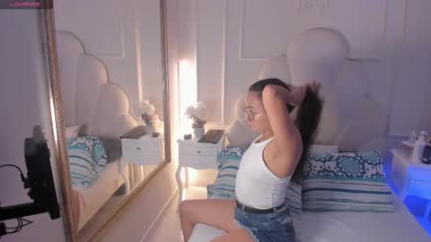 miaaffox online show from 02-01-26, 08:40