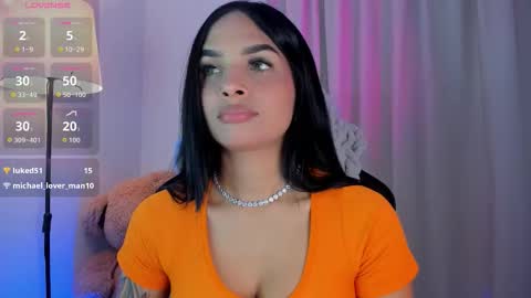 Mia online show from 11-05-25, 01:16