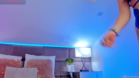 Mia online show from 10-03-25, 07:44