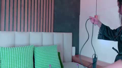 Snapshot of miaanderson__ chatting on 01-31-26, 08:51 miaanderson__ online show from 01-31-26, 08:51