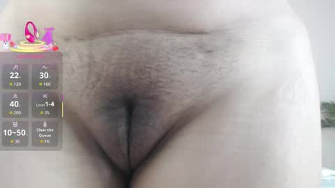 Mia Rodriguez online show from 12-19-25, 08:49