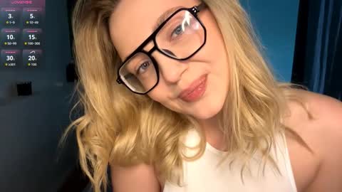 Snapshot of miabby3 chatting on 03-02-26, 05:31 Mia online show from 03-02-26, 05:31