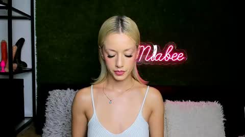 MiaBeeX online show from 07-14-26, 04:45